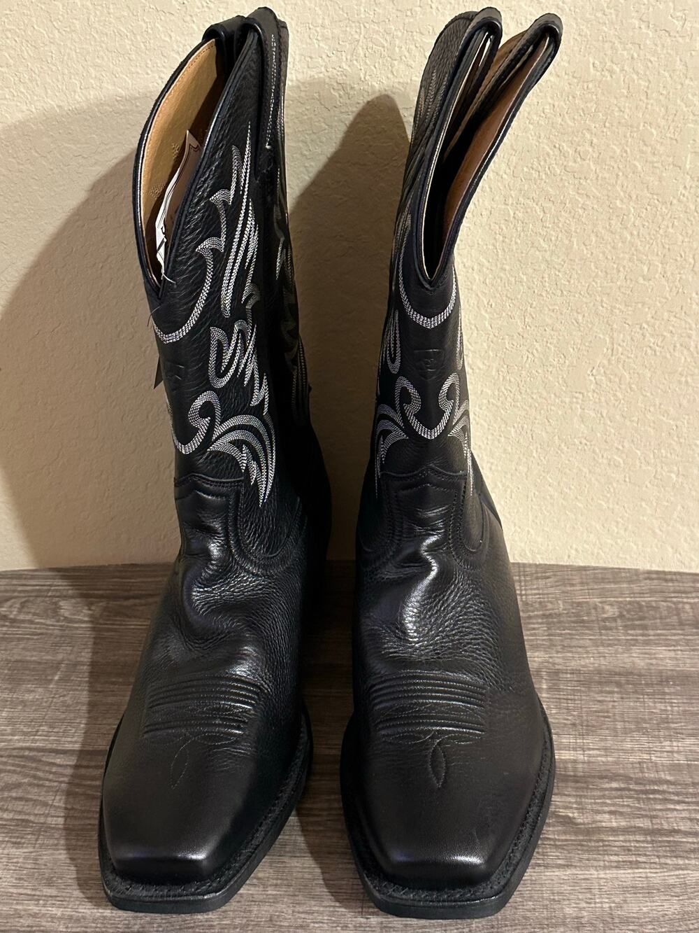 Ariat Men’s 13 EE Black Leather Western Cowboy Boots NWT 10002396